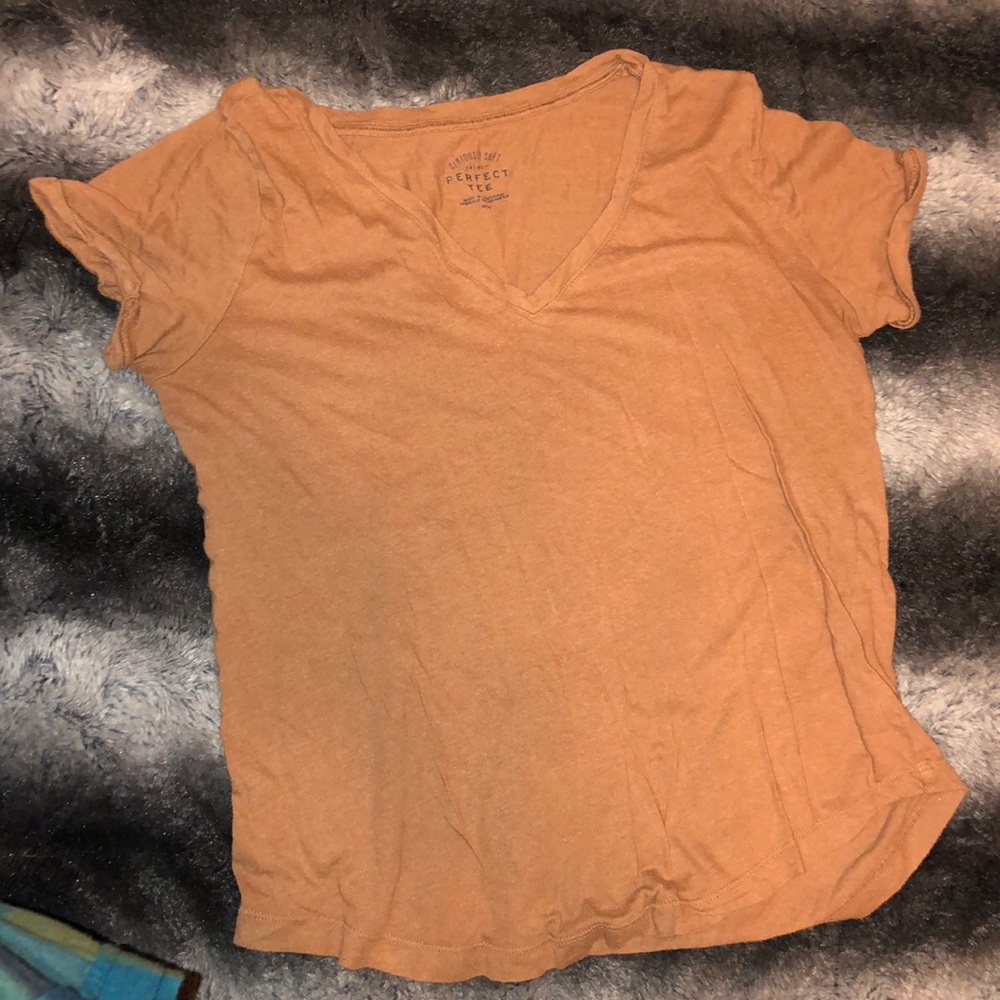 Aeropostale vneck short sleeve tee